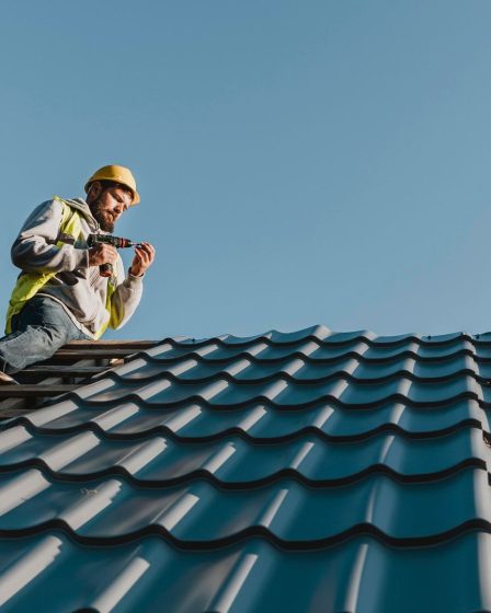 Comparing Roof Replacement Contractors: Finding the Best Fit