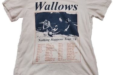 From Fan to Fashionista: Transform Your Wardrobe with Wallows Store Finds