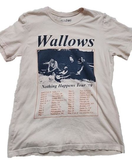 From Fan to Fashionista: Transform Your Wardrobe with Wallows Store Finds