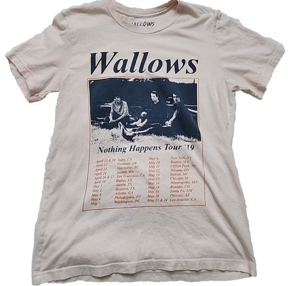 From Fan to Fashionista: Transform Your Wardrobe with Wallows Store Finds