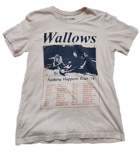From Fan to Fashionista: Transform Your Wardrobe with Wallows Store Finds
